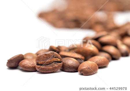 coffee beans 44529978