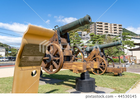 含羞草河 44530145