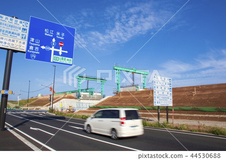 道路施工現場_三安高速公路 44530688