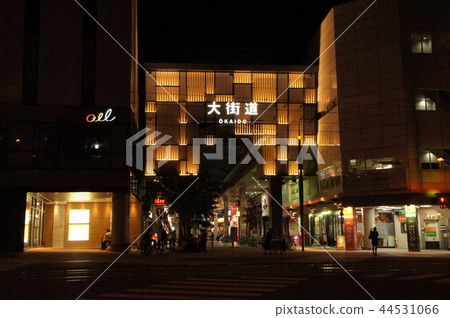 Main street 44531066