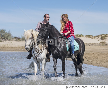 riders on the beach 44531341