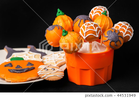 festive glazed cake pops and cookies spider web festive glazed cake pops and cookies spider web 44531949