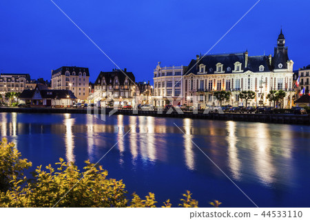 Panorama of Trouville-sur-Mer 44533110