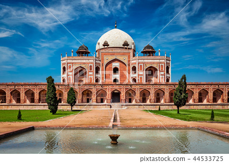Humayun's Tomb. Delhi, India Humayun's Tomb. Delhi, India 44533725