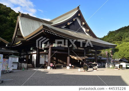 岡山縣岡山市北區秋天的藍天和西條稻荷本社 44535226