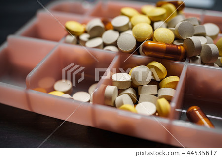 Supplement Supplement 44535617