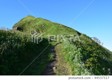 Cape Rishiri Peshi 44537317