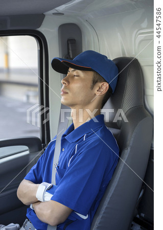 A truck driver who takes a nap and delivered to home Logistics image Delivery person Delivery company Moving company A truck driver who takes a nap and delivered to home Logistics image Delivery person Delivery company Moving company 44547586