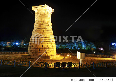 Gyeongsangbuk-do, Korea, Gyeongju, Cheomseongdae 44548321