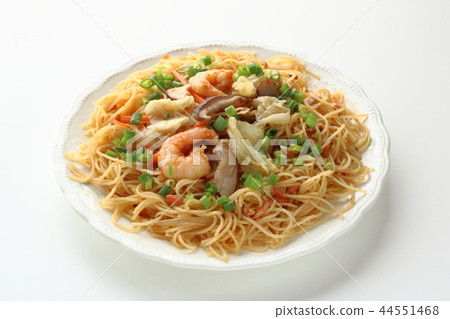 Grilled rice noodle 44551468
