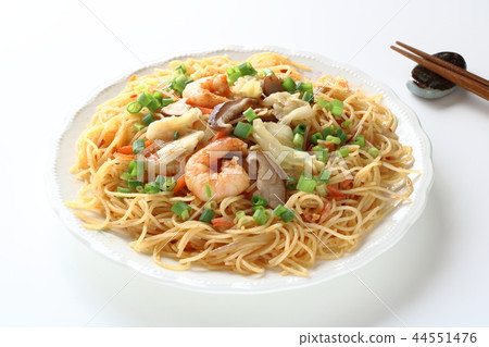 Grilled rice noodle 44551476