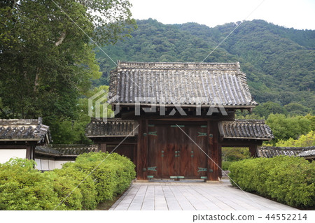 Old Yamaguchi clan government office gate 44552214