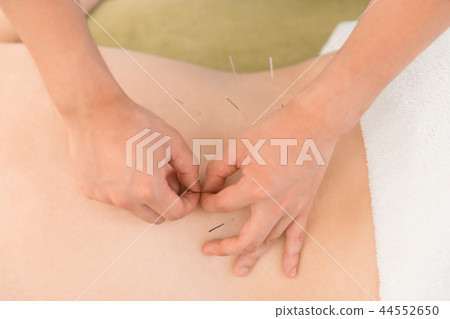 Waist acupuncture (male's back) Waist acupuncture (male's back) 44552650