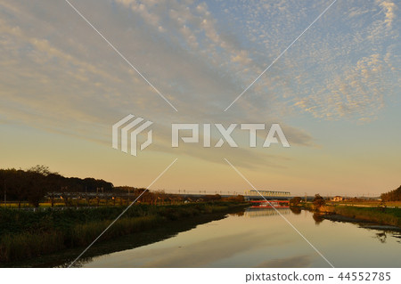 Inba small water channel dusk Inzai City, Chiba Prefecture Inba small water channel dusk Inzai City, Chiba Prefecture 44552785