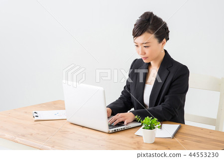 女商人 44553230