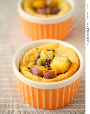 Sweet potato flan 44559467