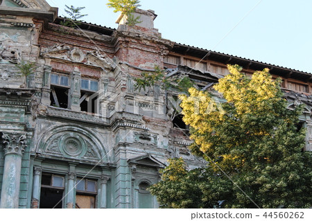 Building in the city of Odessa Building in the city of Odessa 44560262