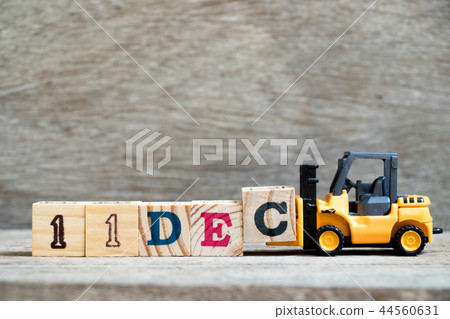 Toy forklift hold block c to complete word 11dec Toy forklift hold block c to complete word 11dec 44560631