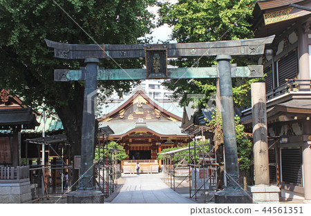 Torii Yushima Tenjin 44561351