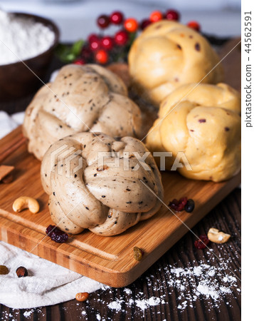Taiwanese traditional cuisine sesame taro Taiwanese traditional cuisine sesame taro 44562591