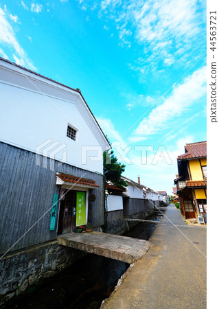 Kurayoshi no White Warehouse Kurayoshi no White Warehouse 44563721