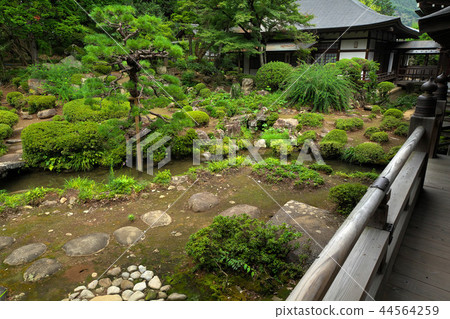 Erin Temple Garden in summer Erin Temple Garden in summer 44564259
