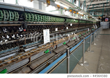 Tomioka Silk thread reworking station 44564380