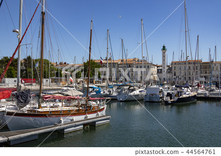 Vieux Port and lighthouse - La Rochelle - France Vieux Port and lighthouse - La Rochelle - France 44564761