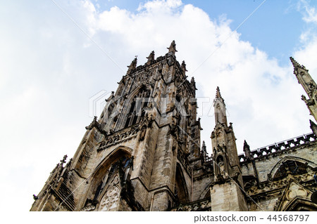 The Majestic York Minster 44568797
