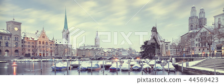 Old Zurich town in winter, view on lake 44569423