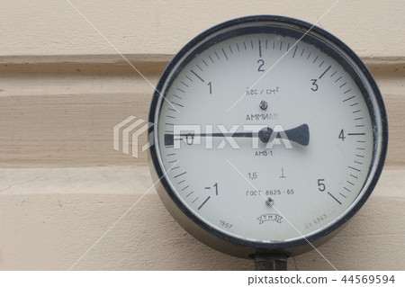 Sensor for measuring gas pressure. Close up 44569594