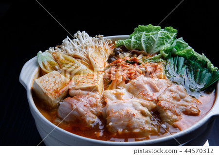 火鍋烹飪泡菜火鍋加熱 44570312