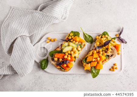 Vegan healthy sandwiches with hummus 44574395