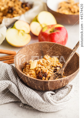 Autumn vegan apple oat crumble pie Autumn vegan apple oat crumble pie 44574420