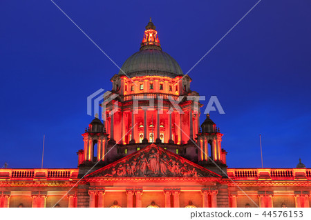 Belfast City Hall 44576153