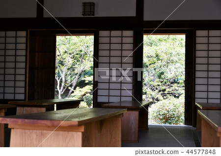 Hiei城堡的初夏在順德堂老學校下 44577848