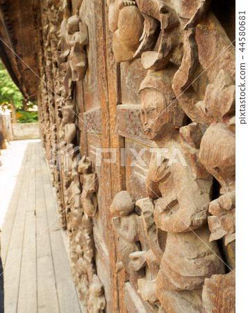 Golden palace monastry shwanandaw knauang temple 44580681