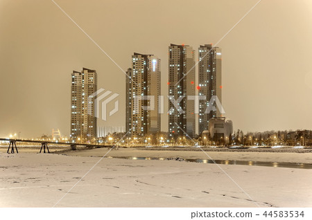 Nonhyun-dong 44583534