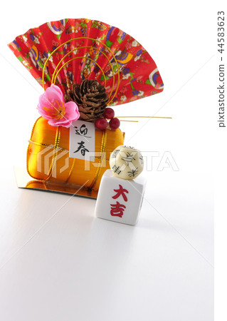 New Year decoration and dice 44583623