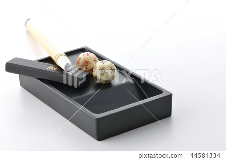 日本書法和生肖骰子 日本書法和生肖骰子 44584334