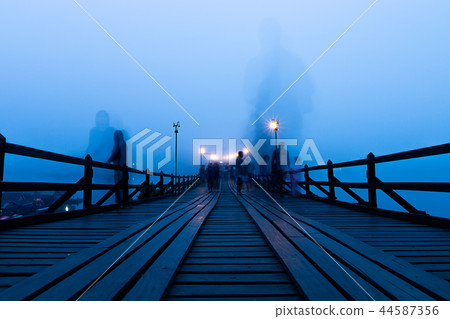 Mon bridge in the morning. Mon bridge in the morning. 44587356