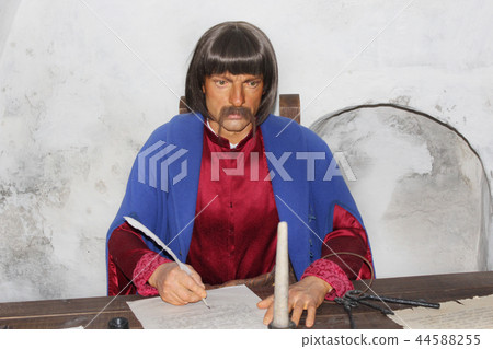 Wax figure of old clerk in museum of Baturin 44588255