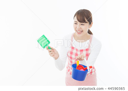 Young female nursery teacher 44590365