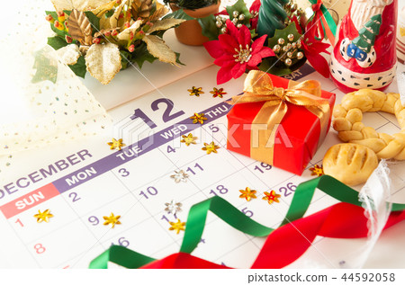 Christmas Calendar December Presents Christmas Color Christmas Presents 44592058