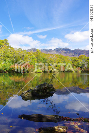 Autumn rainy season plateau (Koike) 44592085