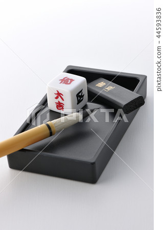 Japanese calligraphy and fortune dice Japanese calligraphy and fortune dice 44593836