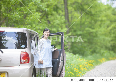 Visiting nursing Visiting nursing 44594467