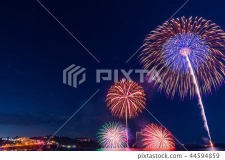 [神奈川縣]湯河原溫泉海上煙花節 44594859