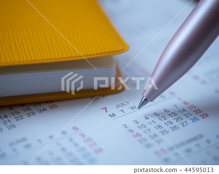 商業形象·日曆·筆記本·女性 44595013