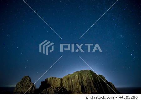 Mysterious veil 44595286